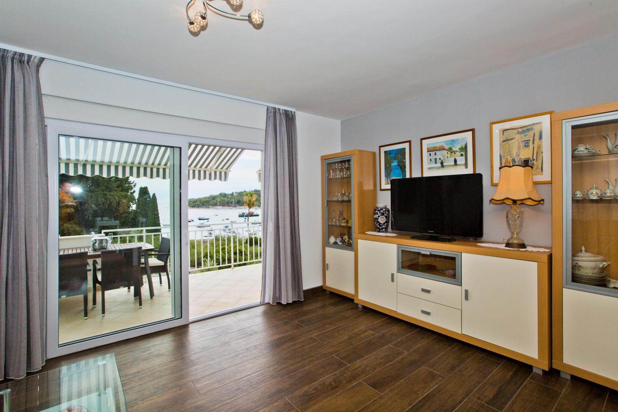 Apartments Grgo Đảo Hvar Ngoại thất bức ảnh